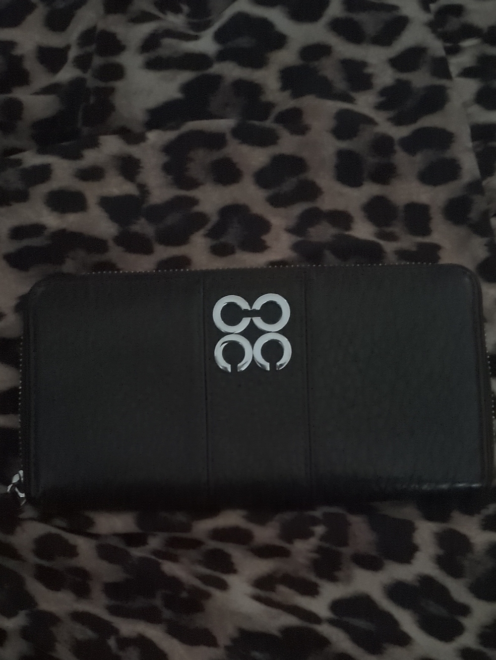 Coach Pebbled Zip Around Wallet In Black